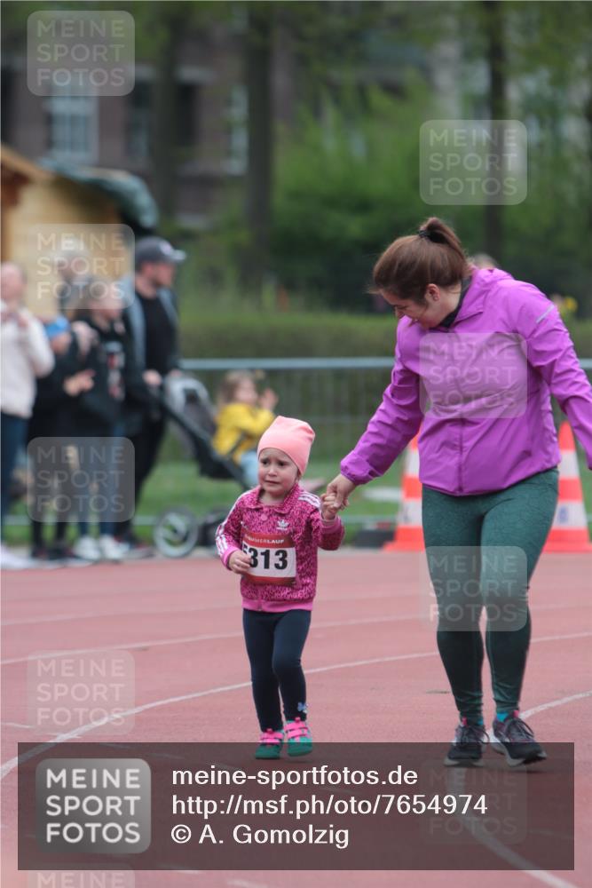 13.04.2025 - Hammer Lauf A. Gomolzig http://msf.ph/oto/7654974 13.04.2025 09:04:20 Ziel  meine-sportfotos.de