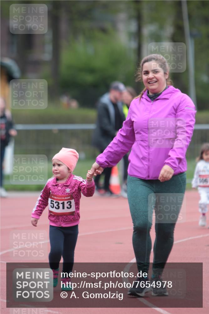 13.04.2025 - Hammer Lauf A. Gomolzig http://msf.ph/oto/7654978 13.04.2025 09:04:22 Ziel  meine-sportfotos.de