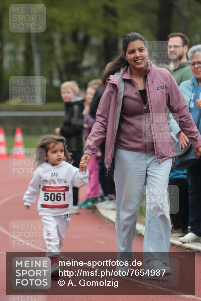 13.04.2025 - Hammer Lauf A. Gomolzig http://msf.ph/oto/7654987 13.04.2025 09:04:32 Ziel  meine-sportfotos.de