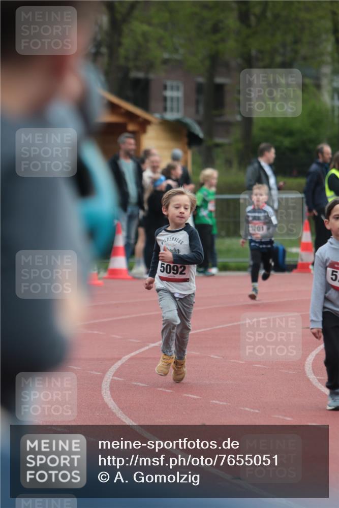 13.04.2025 - Hammer Lauf A. Gomolzig http://msf.ph/oto/7655051 13.04.2025 09:10:16 Ziel  meine-sportfotos.de