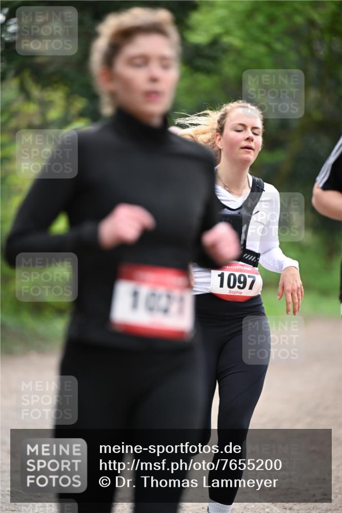 13.04.2025 - Hammer Lauf Dr. Thomas Lammeyer http://msf.ph/oto/7655200 13.04.2025 10:35:59 Laufen 1021, 1097 meine-sportfotos.de
