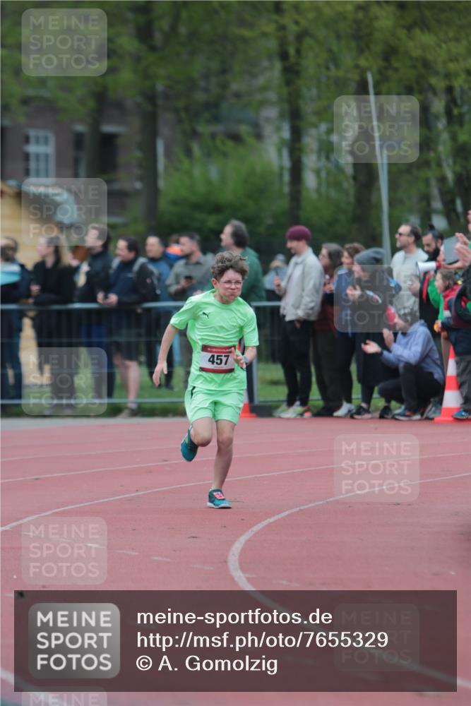 13.04.2025 - Hammer Lauf A. Gomolzig http://msf.ph/oto/7655329 13.04.2025 09:22:10 Ziel 457, 610, 1293, 1806 meine-sportfotos.de