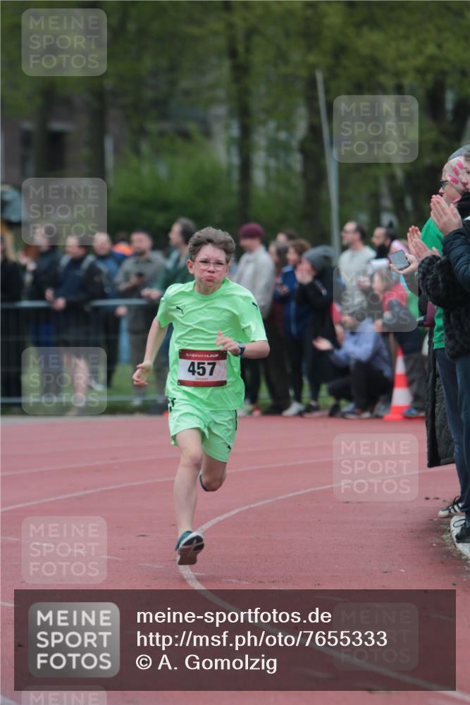 13.04.2025 - Hammer Lauf A. Gomolzig http://msf.ph/oto/7655333 13.04.2025 09:22:11 Ziel 457, 458, 610, 1293, 1806 meine-sportfotos.de