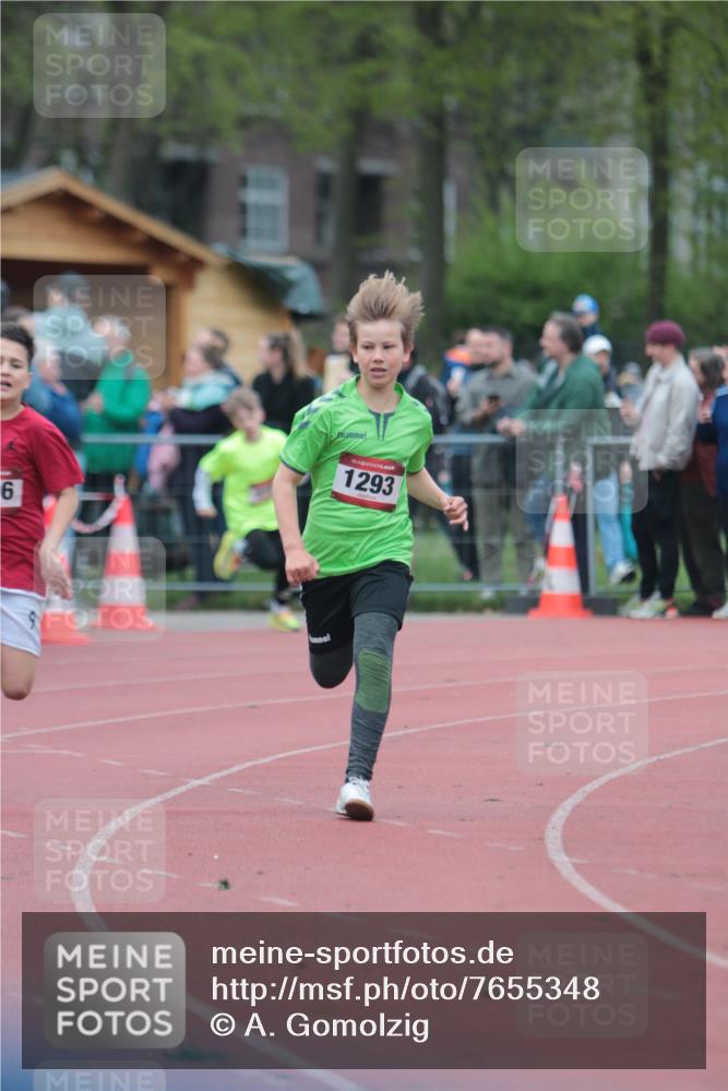 13.04.2025 - Hammer Lauf A. Gomolzig http://msf.ph/oto/7655348 13.04.2025 09:22:16 Ziel 458, 610, 1073, 1221, 1293, 1806 meine-sportfotos.de