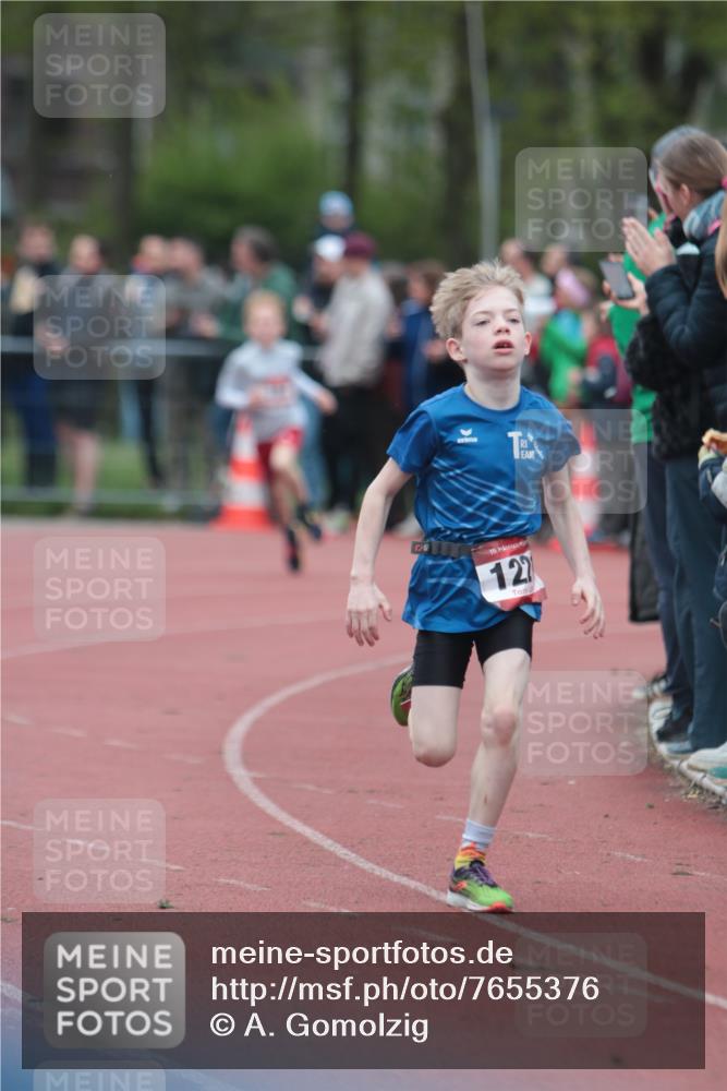 13.04.2025 - Hammer Lauf A. Gomolzig http://msf.ph/oto/7655376 13.04.2025 09:22:24 Ziel 782, 822, 1915 meine-sportfotos.de
