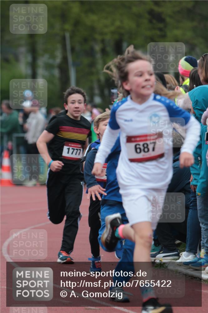 13.04.2025 - Hammer Lauf A. Gomolzig http://msf.ph/oto/7655422 13.04.2025 09:22:38 Ziel 1402, 1528, 1758, 1777 meine-sportfotos.de