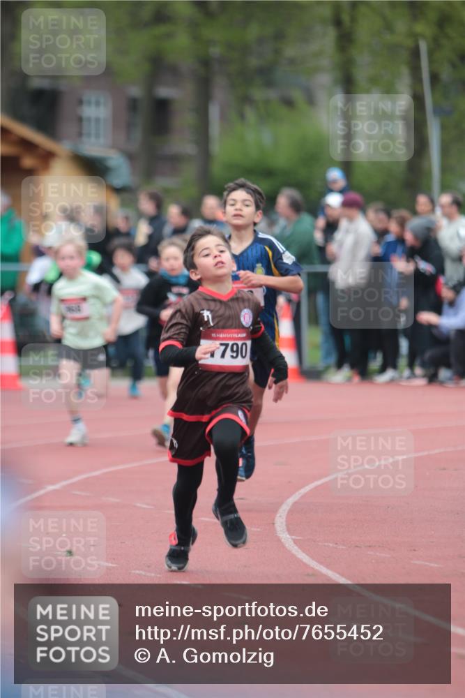 13.04.2025 - Hammer Lauf A. Gomolzig http://msf.ph/oto/7655452 13.04.2025 09:22:47 Ziel 535, 672, 931, 968, 1034, 1038, 1050, 1102, 1235, 1259, 1306, 1417, 1726, 1790 meine-sportfotos.de