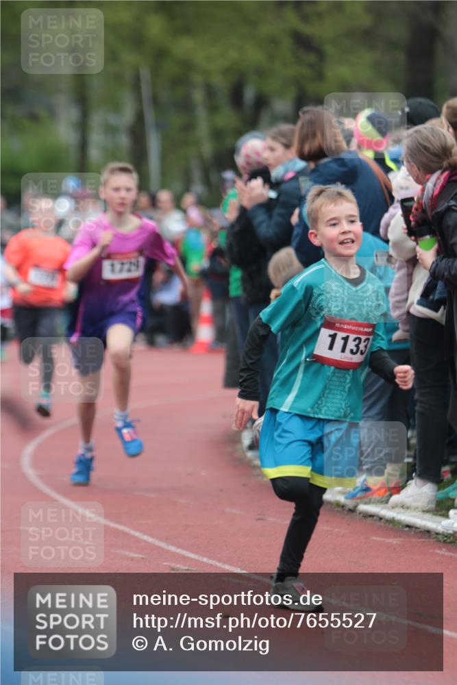 13.04.2025 - Hammer Lauf A. Gomolzig http://msf.ph/oto/7655527 13.04.2025 09:23:11 Ziel 424, 790, 891, 1072, 1133, 1160, 1277, 1418, 1422, 1457, 1492, 1530, 1532, 1709, 1729, 1764, 1770, 1916, 1922 meine-sportfotos.de