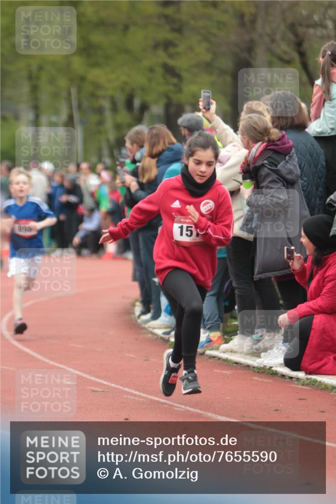 13.04.2025 - Hammer Lauf A. Gomolzig http://msf.ph/oto/7655590 13.04.2025 09:23:36 Ziel 531, 541, 629, 834, 890, 892, 898, 933, 952, 985, 1159, 1242, 1332, 1358, 1420, 1435, 1439, 1514, 1520, 1545, 1620, 1622, 1625, 1909 meine-sportfotos.de