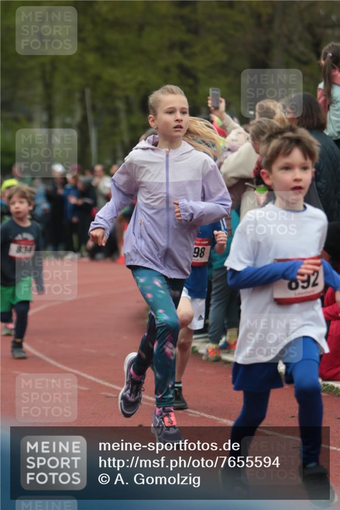 13.04.2025 - Hammer Lauf A. Gomolzig http://msf.ph/oto/7655594 13.04.2025 09:23:38 Ziel 531, 541, 629, 834, 890, 892, 898, 952, 985, 1159, 1242, 1332, 1358, 1420, 1435, 1439, 1520, 1545, 1620, 1622, 1625, 1909 meine-sportfotos.de