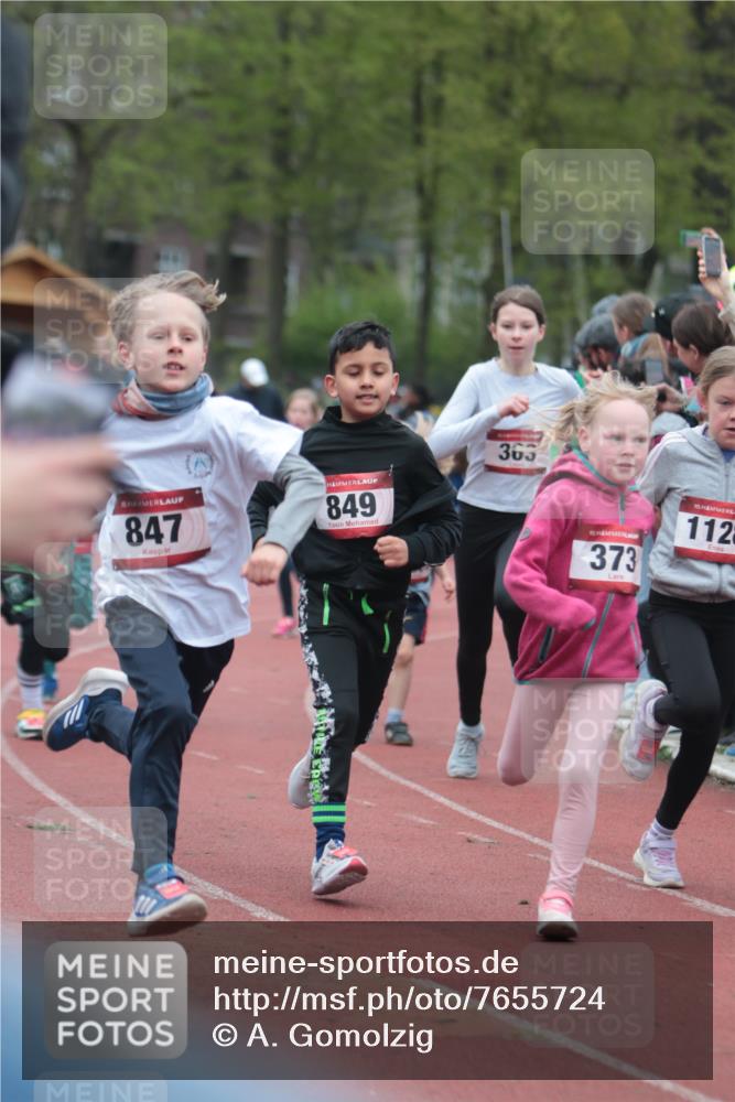13.04.2025 - Hammer Lauf A. Gomolzig http://msf.ph/oto/7655724 13.04.2025 09:24:20 Ziel 363, 373, 734, 780, 785, 786, 787, 799, 801, 840, 847, 849, 870, 877, 913, 1037, 1128, 1170, 1209, 1295, 1352, 1356, 1426, 1436, 1479, 1486, 1507, 1539, 1540, 1779 meine-sportfotos.de