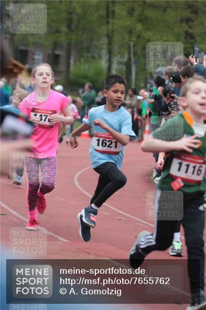 13.04.2025 - Hammer Lauf A. Gomolzig http://msf.ph/oto/7655762 13.04.2025 09:24:35 Ziel 362, 881, 893, 930, 991, 1036, 1116, 1401, 1413, 1431, 1445, 1452, 1470, 1546, 1621, 1623 meine-sportfotos.de