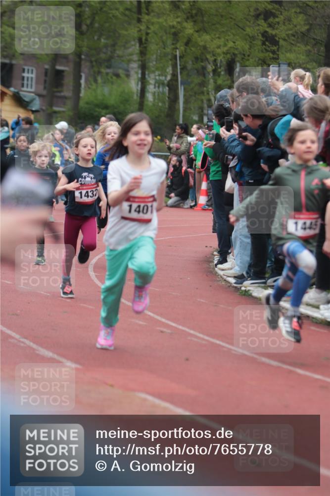 13.04.2025 - Hammer Lauf A. Gomolzig http://msf.ph/oto/7655778 13.04.2025 09:24:44 Ziel 788, 796, 845, 893, 1186, 1292, 1311, 1316, 1367, 1401, 1432, 1445, 1446, 1453, 1506, 1513, 1524, 1550, 1754, 1773, 1834 meine-sportfotos.de