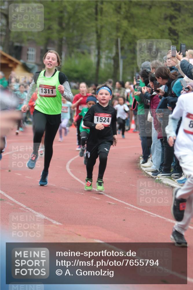 13.04.2025 - Hammer Lauf A. Gomolzig http://msf.ph/oto/7655794 13.04.2025 09:24:50 Ziel 403, 612, 814, 918, 1026, 1052, 1058, 1062, 1169, 1186, 1233, 1311, 1367, 1406, 1446, 1449, 1455, 1475, 1477, 1484, 1490, 1506, 1513, 1516, 1524, 1525, 1526, 1527, 1549, 1721, 1754, 1821 meine-sportfotos.de