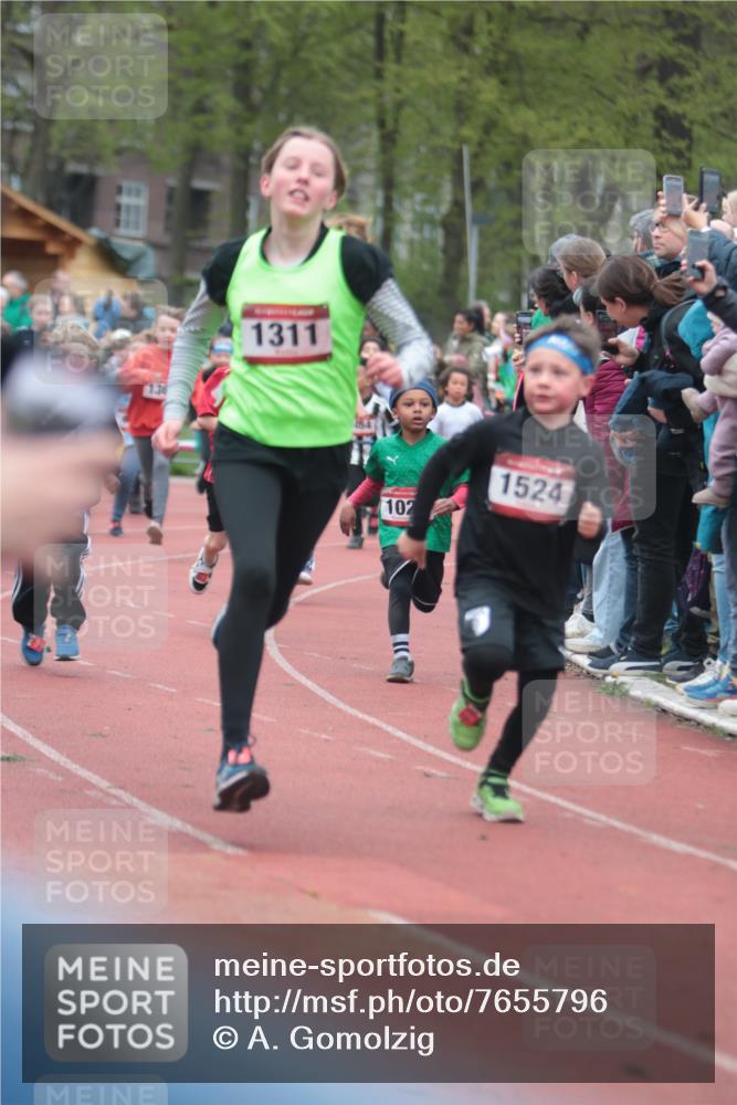 13.04.2025 - Hammer Lauf A. Gomolzig http://msf.ph/oto/7655796 13.04.2025 09:24:51 Ziel 403, 612, 814, 918, 1026, 1052, 1058, 1062, 1169, 1186, 1233, 1311, 1367, 1406, 1446, 1449, 1455, 1475, 1477, 1484, 1490, 1506, 1513, 1516, 1524, 1525, 1526, 1527, 1549, 1721, 1821, 1842 meine-sportfotos.de