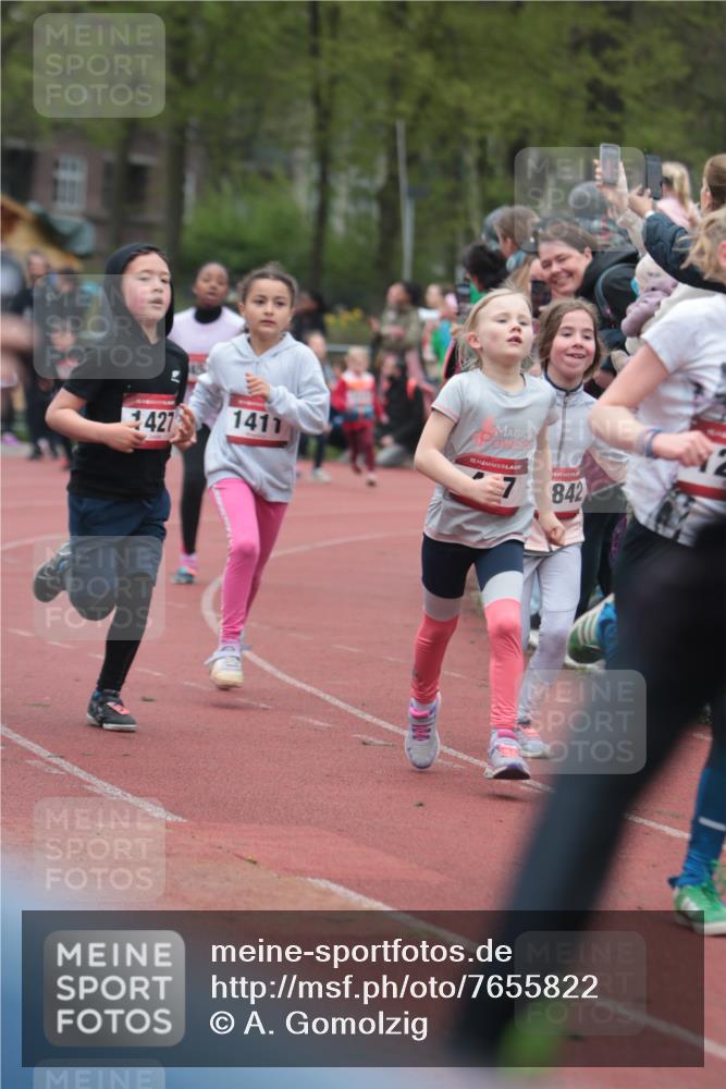 13.04.2025 - Hammer Lauf A. Gomolzig http://msf.ph/oto/7655822 13.04.2025 09:25:00 Ziel 437, 595, 775, 783, 846, 1058, 1233, 1234, 1252, 1408, 1410, 1411, 1427, 1440, 1454, 1455, 1522, 1750, 1842, 1914 meine-sportfotos.de