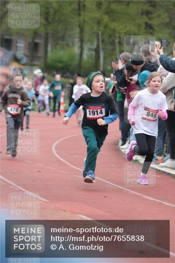 13.04.2025 - Hammer Lauf A. Gomolzig http://msf.ph/oto/7655838 13.04.2025 09:25:09 Ziel 478, 696, 808, 846, 886, 919, 939, 1234, 1404, 1444, 1451, 1626, 1873, 1914 meine-sportfotos.de