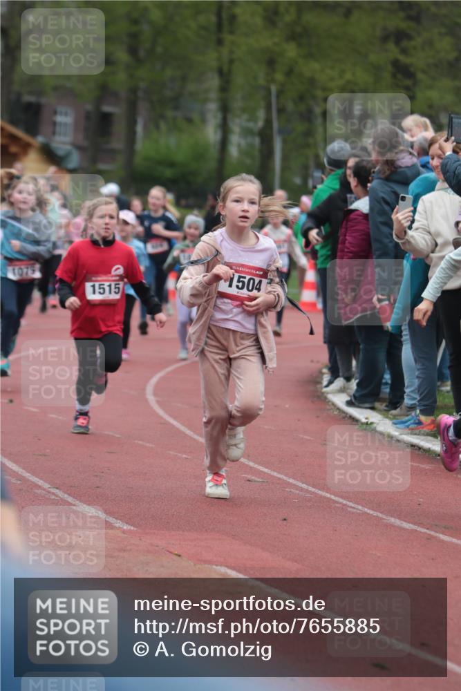 13.04.2025 - Hammer Lauf A. Gomolzig http://msf.ph/oto/7655885 13.04.2025 09:25:30 Ziel 682, 691, 797, 798, 800, 813, 864, 867, 963, 973, 989, 1075, 1085, 1359, 1361, 1428, 1461, 1504, 1515, 1615, 1616, 1701, 1872 meine-sportfotos.de