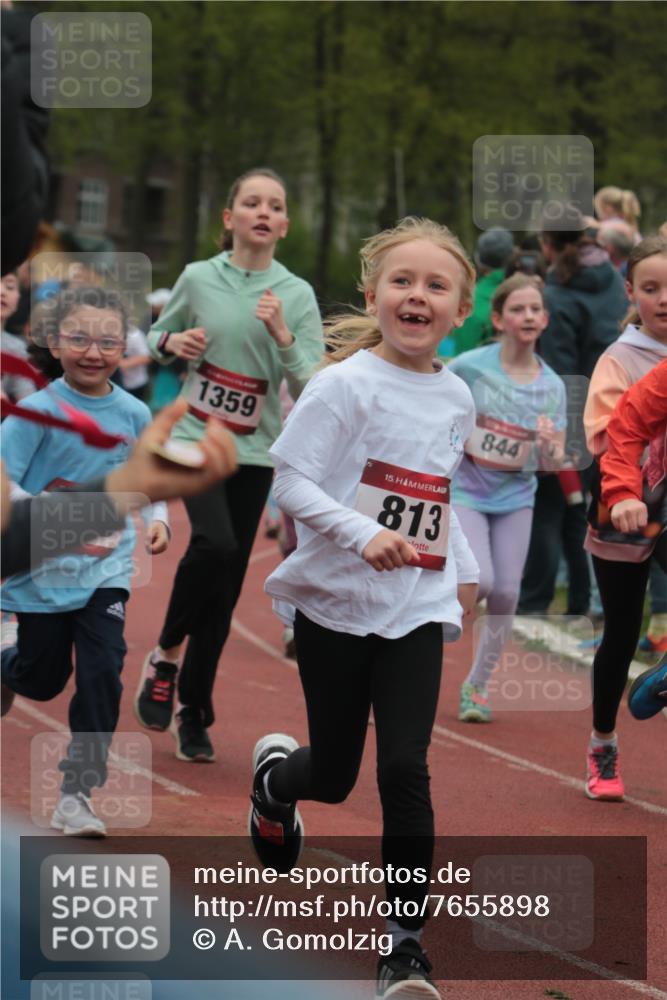 13.04.2025 - Hammer Lauf A. Gomolzig http://msf.ph/oto/7655898 13.04.2025 09:25:37 Ziel 542, 657, 682, 691, 777, 795, 798, 816, 820, 864, 963, 973, 989, 1141, 1359, 1428, 1461, 1536, 1615 meine-sportfotos.de