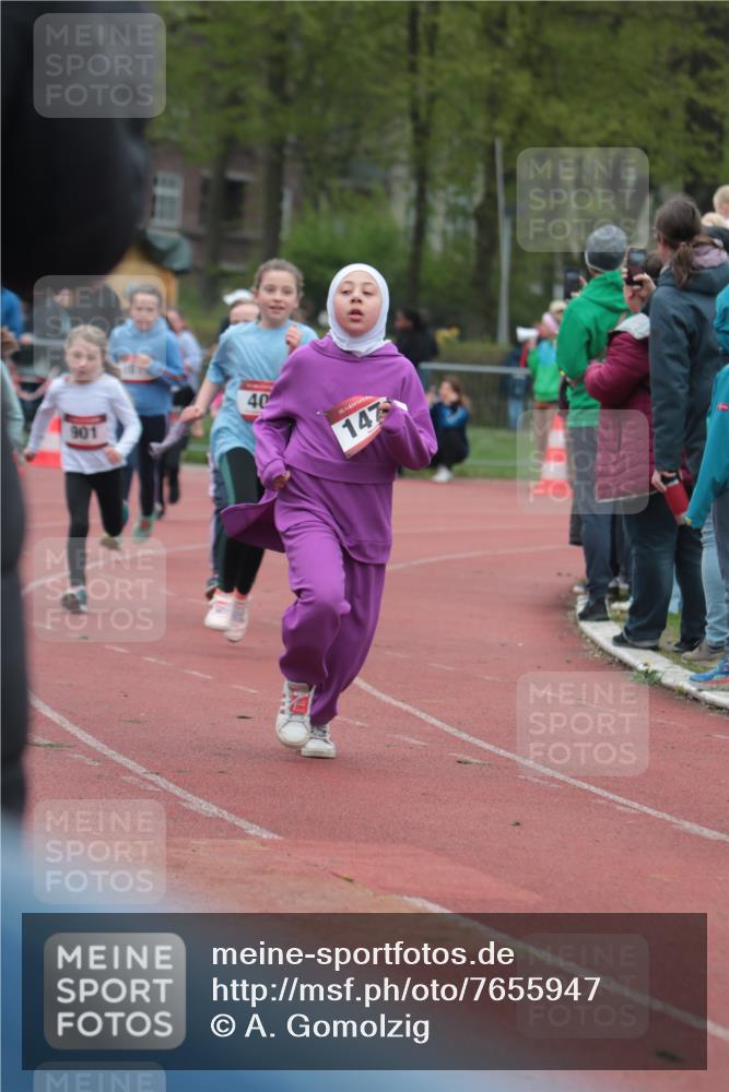 13.04.2025 - Hammer Lauf A. Gomolzig http://msf.ph/oto/7655947 13.04.2025 09:25:52 Ziel 402, 640, 803, 809, 901, 941, 1126, 1315, 1423, 1474, 1811 meine-sportfotos.de