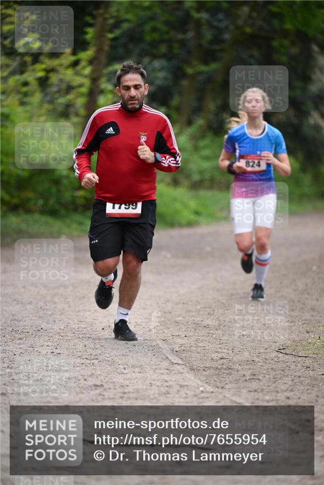13.04.2025 - Hammer Lauf Dr. Thomas Lammeyer http://msf.ph/oto/7655954 13.04.2025 10:38:03 Laufen 824, 66 meine-sportfotos.de
