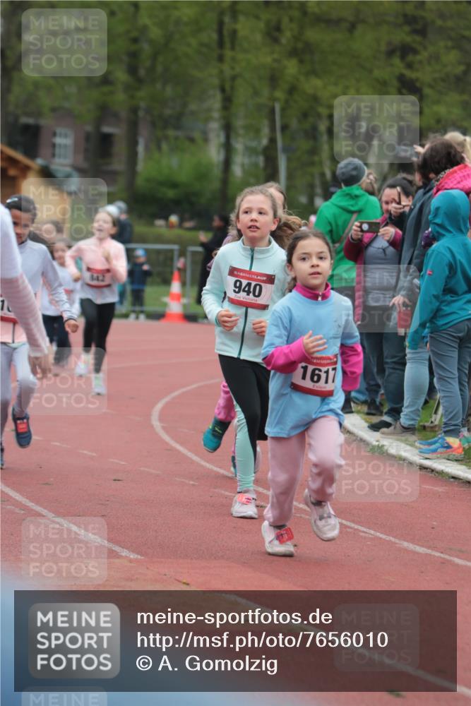13.04.2025 - Hammer Lauf A. Gomolzig http://msf.ph/oto/7656010 13.04.2025 09:26:18 Ziel 802, 835, 842, 940, 1015, 1266, 1355, 1617, 1713, 1724, 1825 meine-sportfotos.de