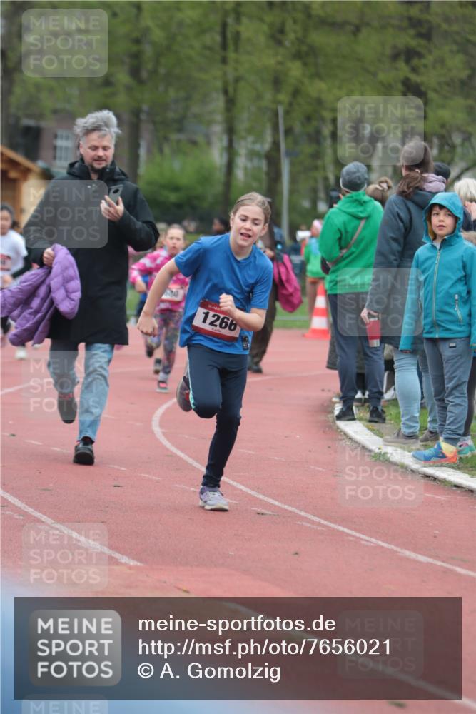 13.04.2025 - Hammer Lauf A. Gomolzig http://msf.ph/oto/7656021 13.04.2025 09:26:26 Ziel 680, 949, 954, 1266, 1405 meine-sportfotos.de