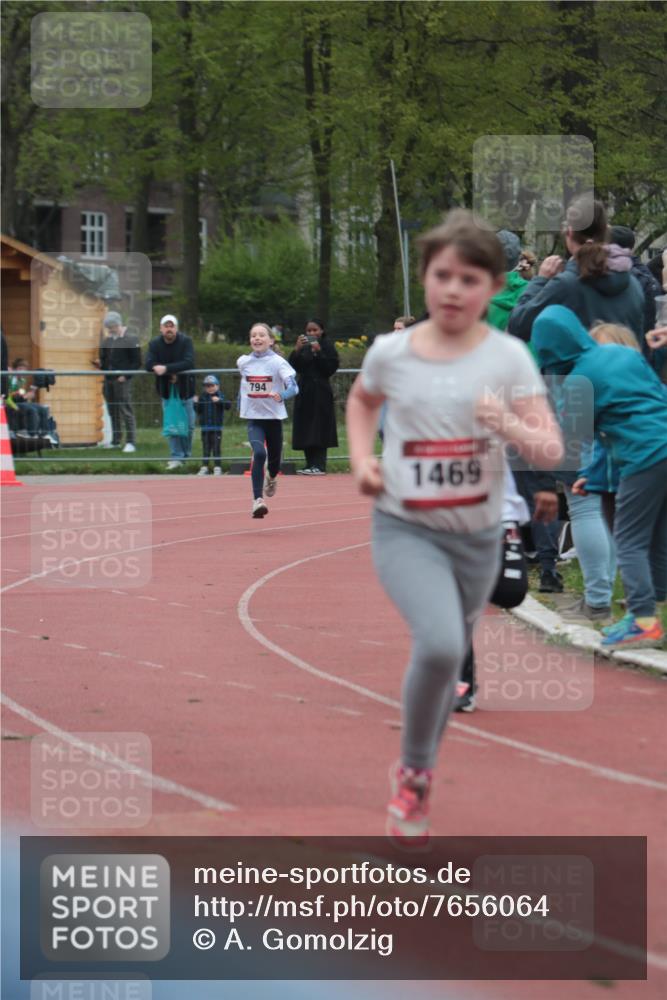 13.04.2025 - Hammer Lauf A. Gomolzig http://msf.ph/oto/7656064 13.04.2025 09:26:54 Ziel 794, 894, 1469 meine-sportfotos.de