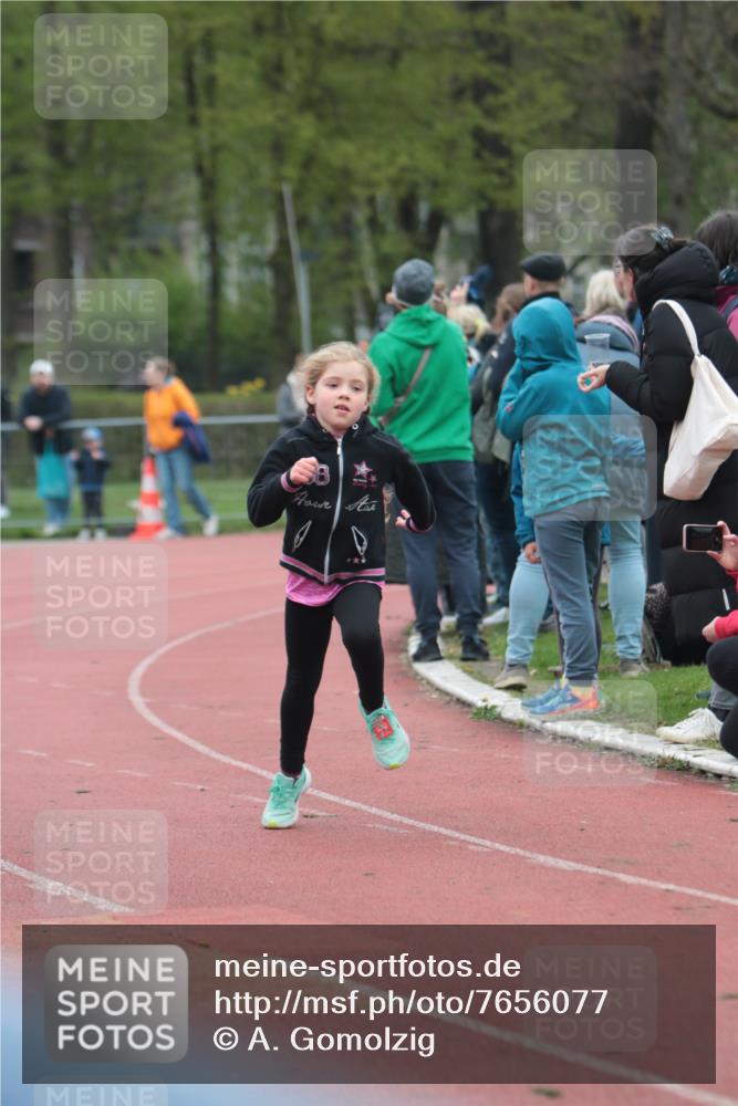 13.04.2025 - Hammer Lauf A. Gomolzig http://msf.ph/oto/7656077 13.04.2025 09:27:07 Ziel 810, 1171, 1472 meine-sportfotos.de