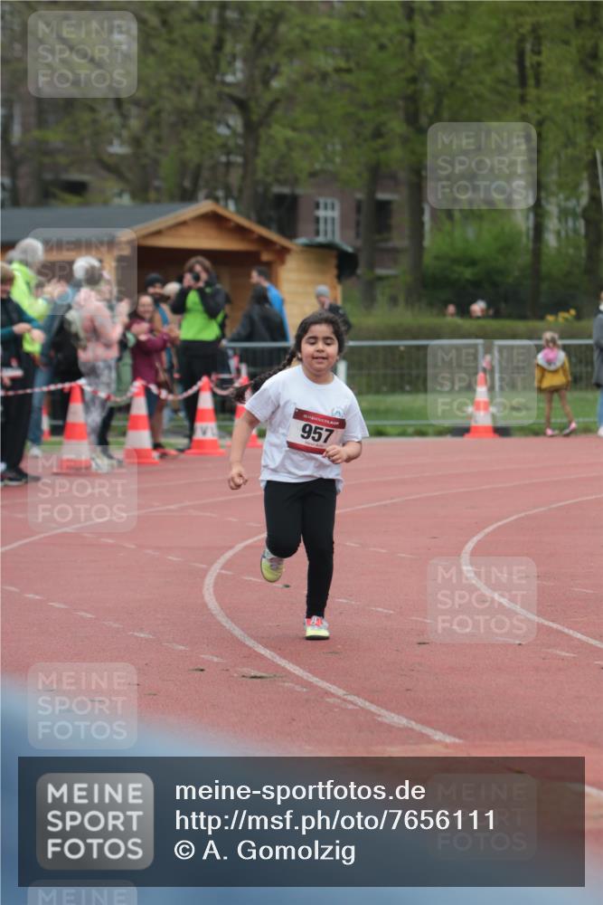 13.04.2025 - Hammer Lauf A. Gomolzig http://msf.ph/oto/7656111 13.04.2025 09:27:24 Ziel 957, 1299 meine-sportfotos.de