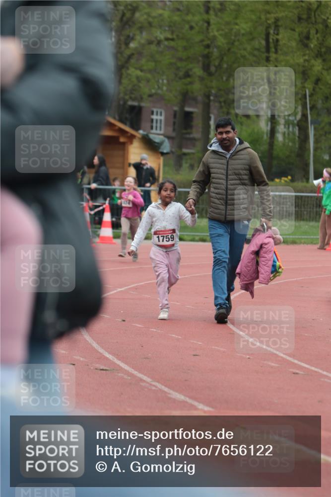 13.04.2025 - Hammer Lauf A. Gomolzig http://msf.ph/oto/7656122 13.04.2025 09:27:41 Ziel 1759 meine-sportfotos.de