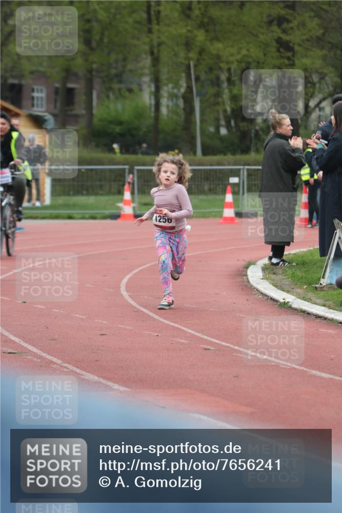 13.04.2025 - Hammer Lauf A. Gomolzig http://msf.ph/oto/7656241 13.04.2025 09:28:40 Ziel 392 meine-sportfotos.de