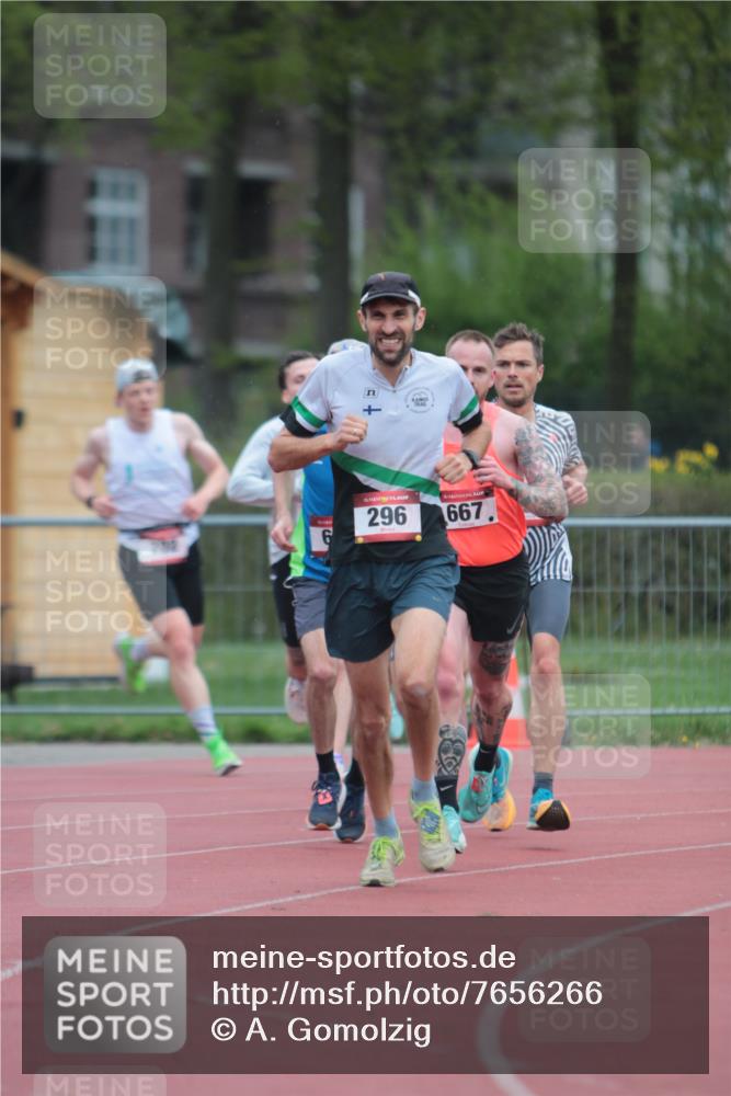 13.04.2025 - Hammer Lauf A. Gomolzig http://msf.ph/oto/7656266 13.04.2025 10:04:39 Ziel 296, 339, 667, 668, 702, 1175, 1720, 1855 meine-sportfotos.de