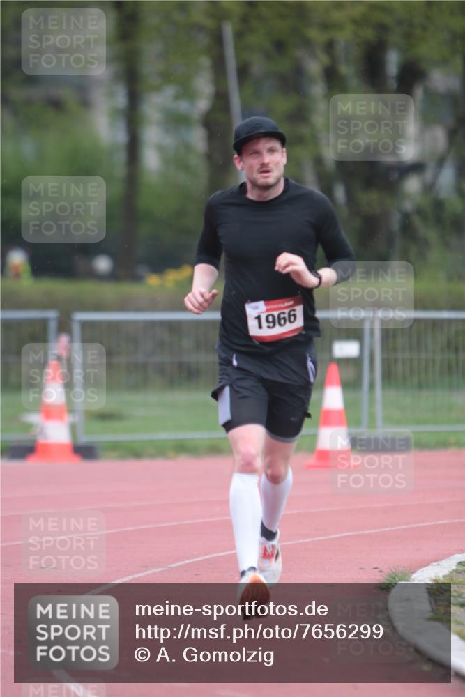 13.04.2025 - Hammer Lauf A. Gomolzig http://msf.ph/oto/7656299 13.04.2025 10:05:07 Ziel 1966 meine-sportfotos.de