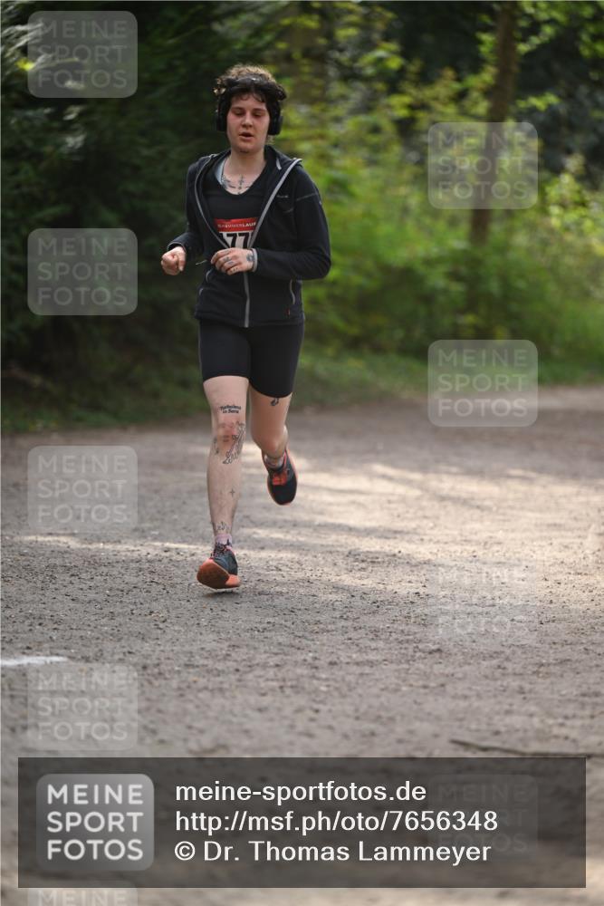 13.04.2025 - Hammer Lauf Dr. Thomas Lammeyer http://msf.ph/oto/7656348 13.04.2025 10:39:27 Laufen 77 meine-sportfotos.de