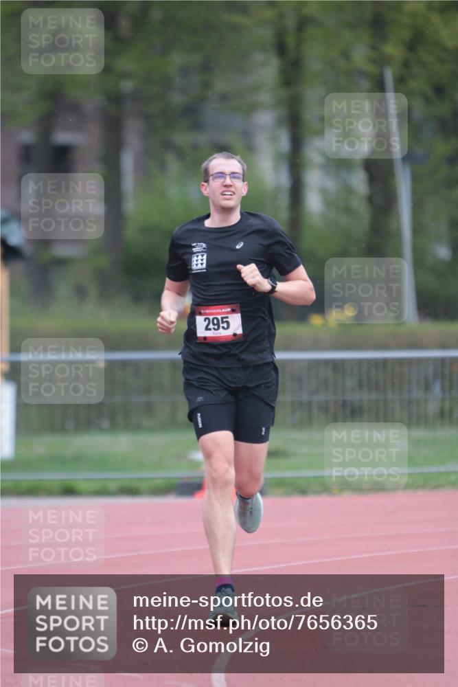 13.04.2025 - Hammer Lauf A. Gomolzig http://msf.ph/oto/7656365 13.04.2025 10:06:01 Ziel 295 meine-sportfotos.de
