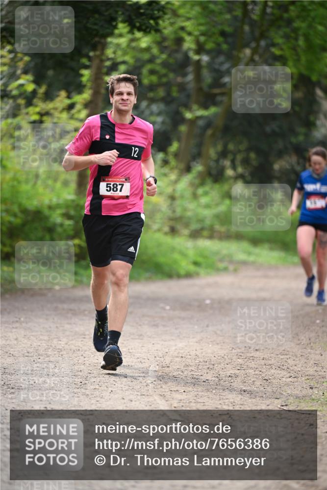 13.04.2025 - Hammer Lauf Dr. Thomas Lammeyer http://msf.ph/oto/7656386 13.04.2025 10:39:48 Laufen 587, 12 meine-sportfotos.de