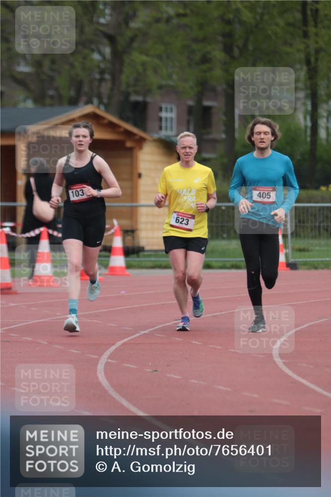 13.04.2025 - Hammer Lauf A. Gomolzig http://msf.ph/oto/7656401 13.04.2025 10:06:34 Ziel 405, 623, 1030 meine-sportfotos.de