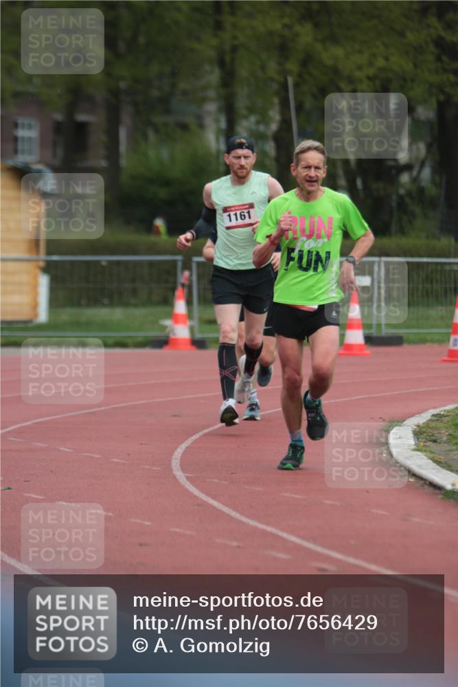 13.04.2025 - Hammer Lauf A. Gomolzig http://msf.ph/oto/7656429 13.04.2025 10:06:48 Ziel 1161, 1704, 1978, 1980 meine-sportfotos.de