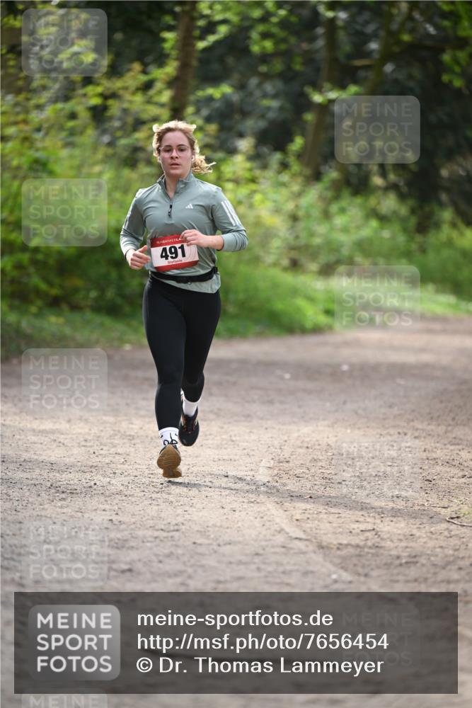 13.04.2025 - Hammer Lauf Dr. Thomas Lammeyer http://msf.ph/oto/7656454 13.04.2025 10:39:56 Laufen 15, 491 meine-sportfotos.de