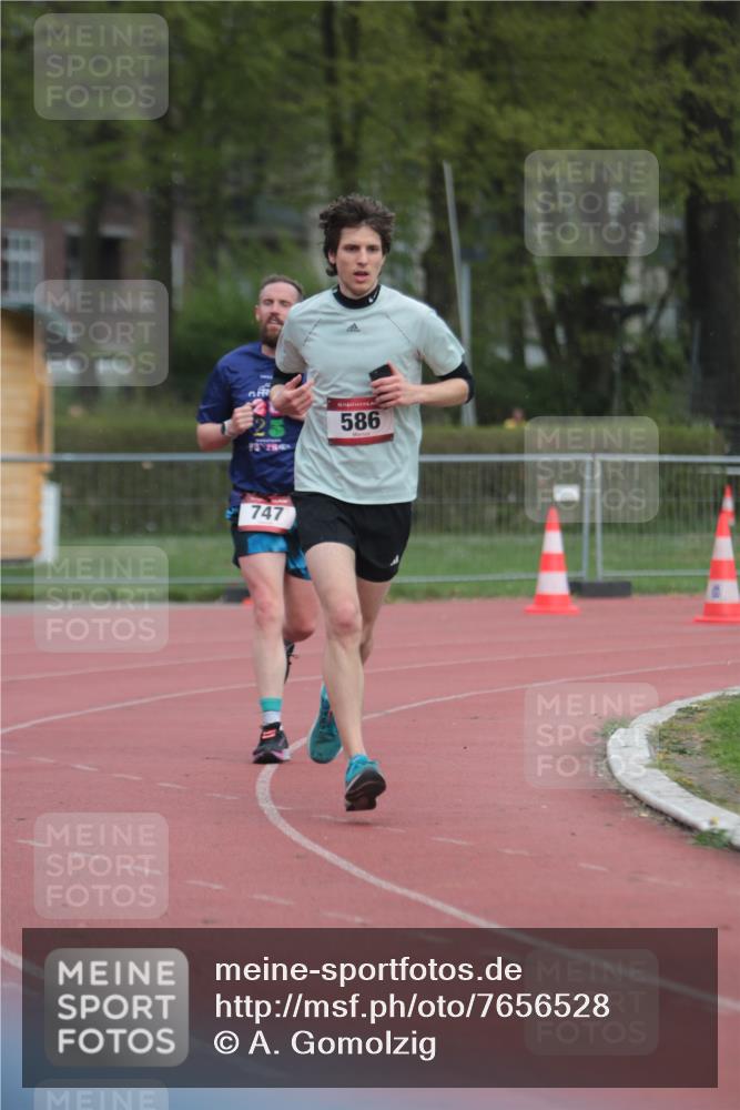 13.04.2025 - Hammer Lauf A. Gomolzig http://msf.ph/oto/7656528 13.04.2025 10:07:36 Ziel 586, 747, 1066 meine-sportfotos.de