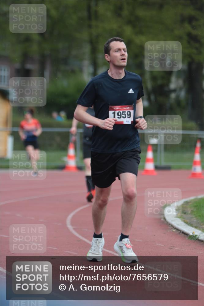 13.04.2025 - Hammer Lauf A. Gomolzig http://msf.ph/oto/7656579 13.04.2025 10:07:52 Ziel 272, 692, 1104, 1959 meine-sportfotos.de