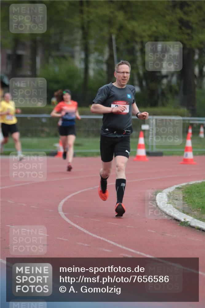 13.04.2025 - Hammer Lauf A. Gomolzig http://msf.ph/oto/7656586 13.04.2025 10:07:54 Ziel 272, 692, 1104 meine-sportfotos.de