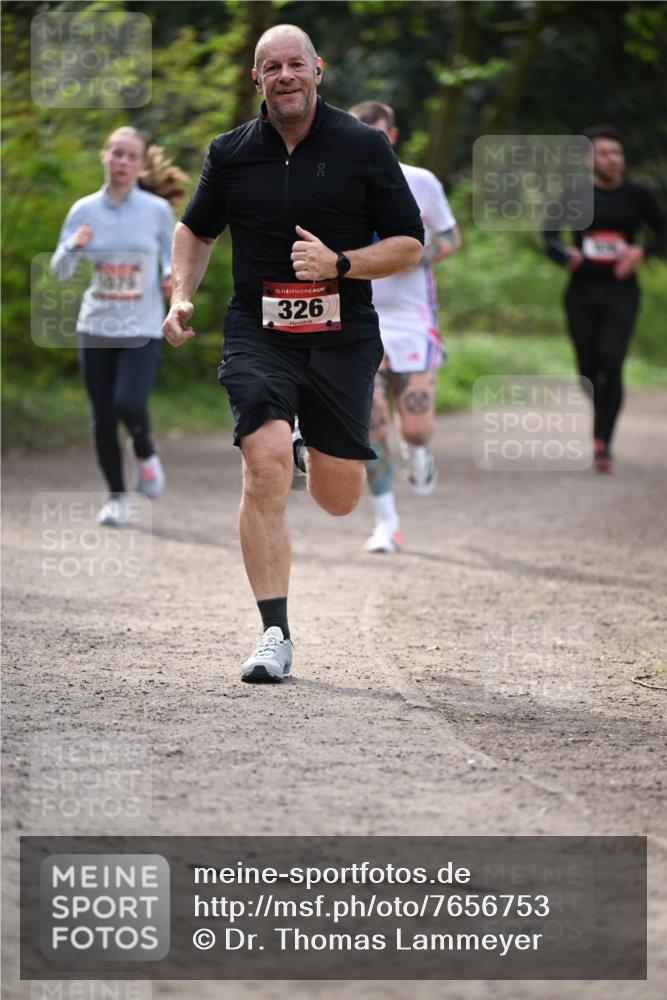 13.04.2025 - Hammer Lauf Dr. Thomas Lammeyer http://msf.ph/oto/7656753 13.04.2025 10:40:48 Laufen 15, 326 meine-sportfotos.de