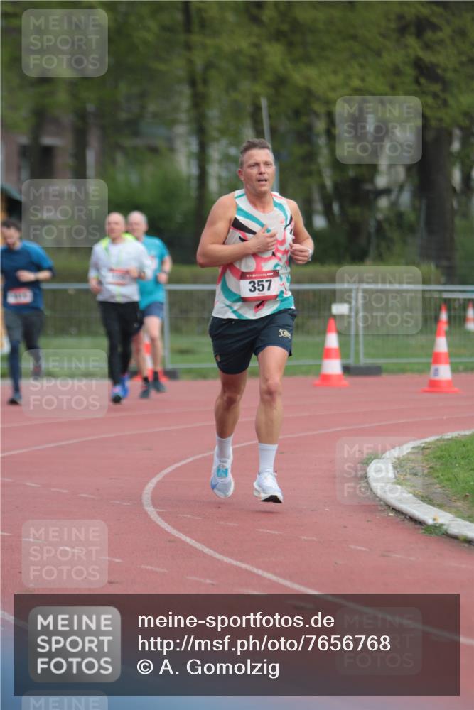 13.04.2025 - Hammer Lauf A. Gomolzig http://msf.ph/oto/7656768 13.04.2025 10:09:07 Ziel 155, 158, 189, 357, 1757, 1919 meine-sportfotos.de