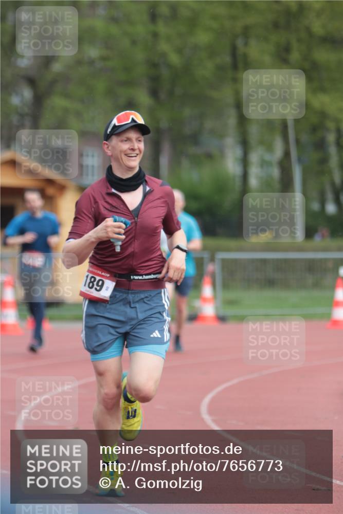 13.04.2025 - Hammer Lauf A. Gomolzig http://msf.ph/oto/7656773 13.04.2025 10:09:09 Ziel 155, 158, 189, 357, 1757, 1919 meine-sportfotos.de