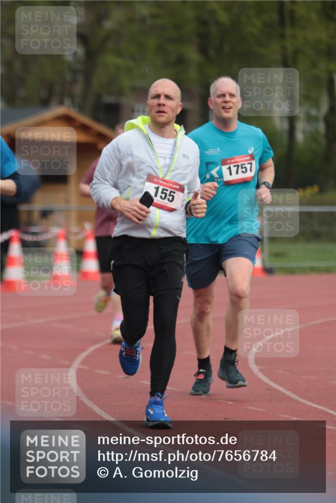 13.04.2025 - Hammer Lauf A. Gomolzig http://msf.ph/oto/7656784 13.04.2025 10:09:13 Ziel 155, 158, 1757, 1919 meine-sportfotos.de