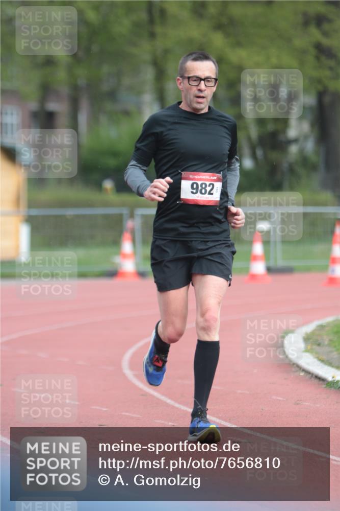 13.04.2025 - Hammer Lauf A. Gomolzig http://msf.ph/oto/7656810 13.04.2025 10:09:26 Ziel 982, 1703 meine-sportfotos.de