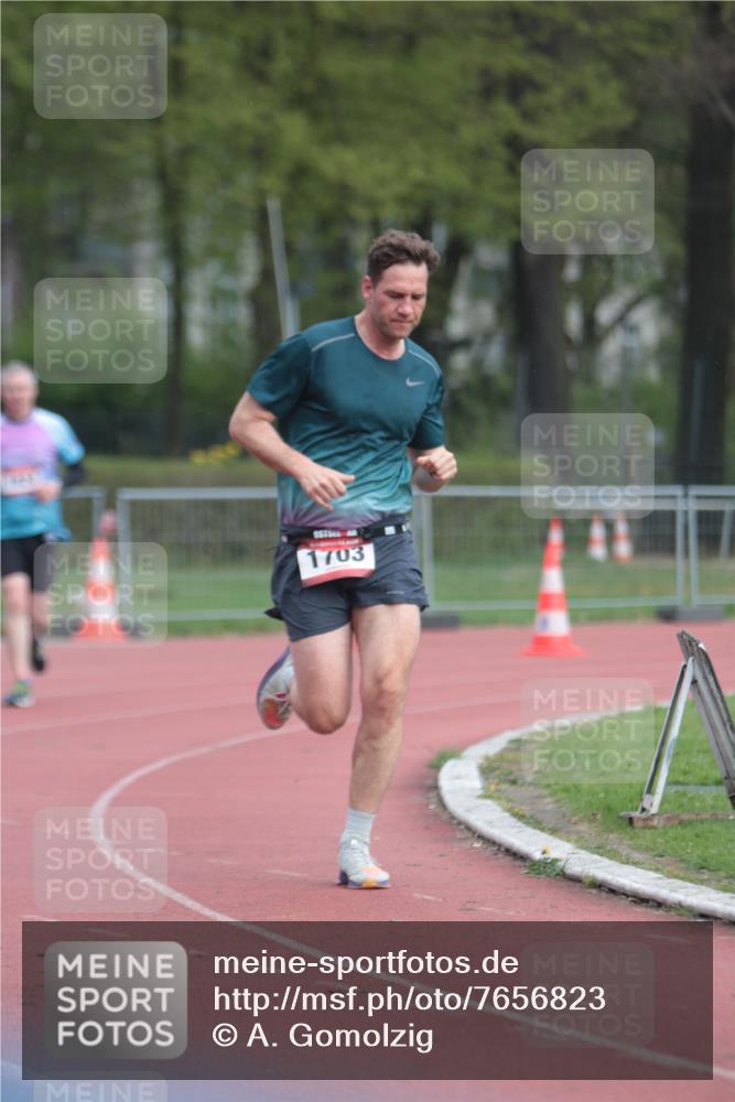 13.04.2025 - Hammer Lauf A. Gomolzig http://msf.ph/oto/7656823 13.04.2025 10:09:33 Ziel 1703, 1824 meine-sportfotos.de