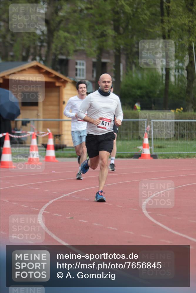 13.04.2025 - Hammer Lauf A. Gomolzig http://msf.ph/oto/7656845 13.04.2025 10:09:43 Ziel 611, 661, 729 meine-sportfotos.de